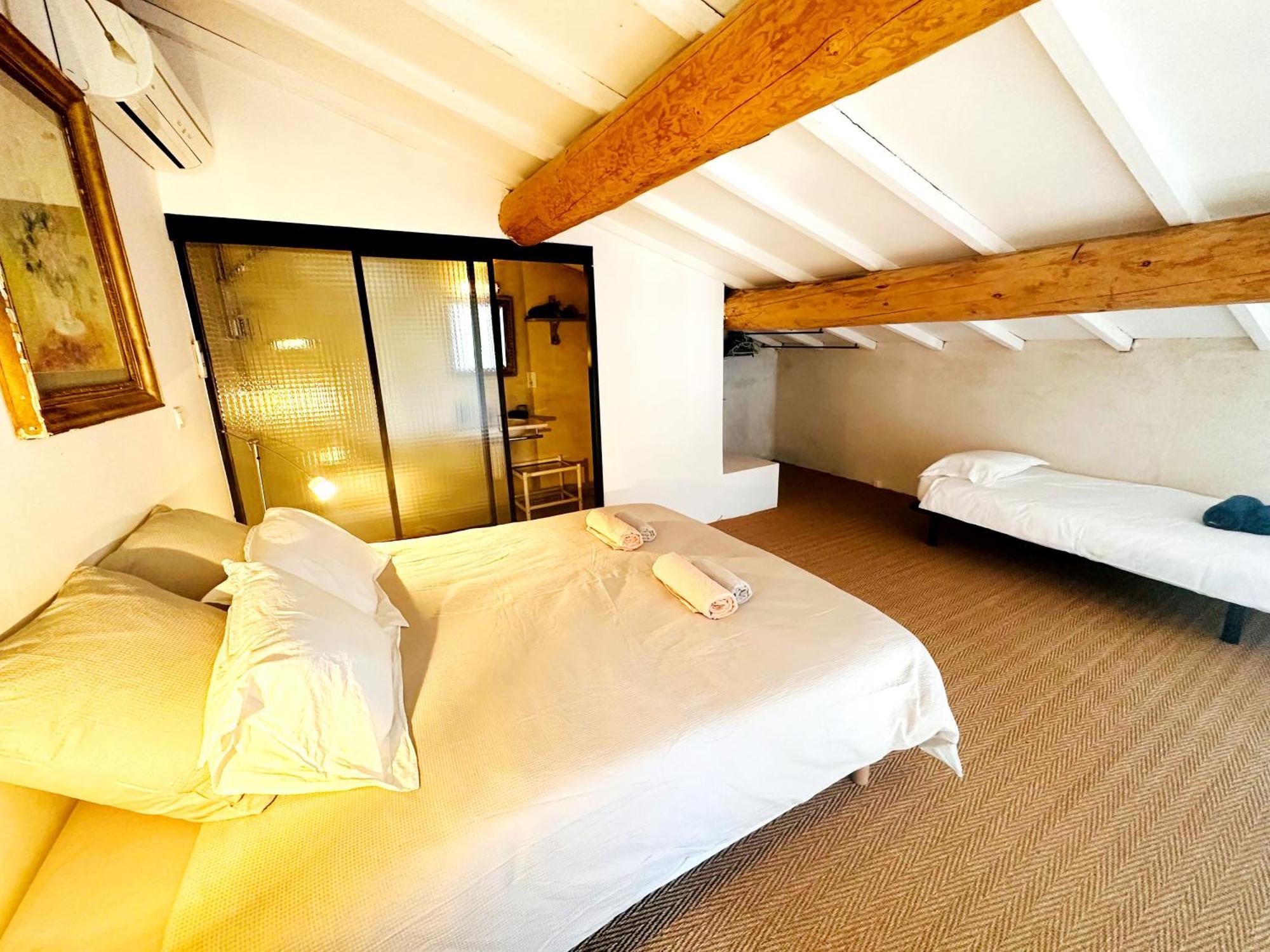 Magnifique Loft - Piscine - Tennis - Babyfoot Nimes Exterior foto